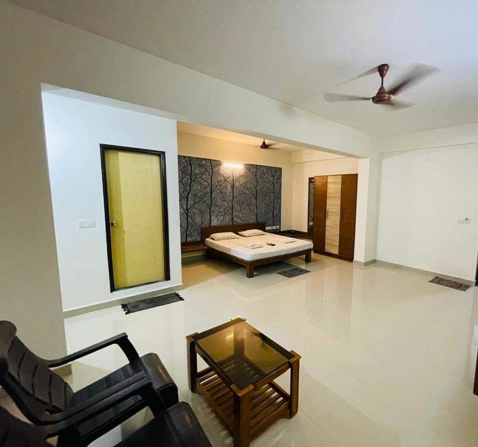 Hotel Radha Pangala Экстерьер фото